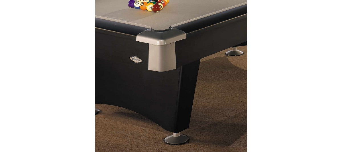 Brunswick Billiards Black Wolf 7-Foot Pool Table Corner